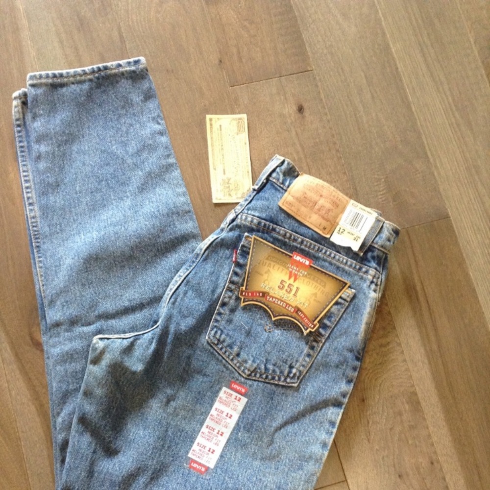 Vintage Levi’s High Rise Mom Jeans 551